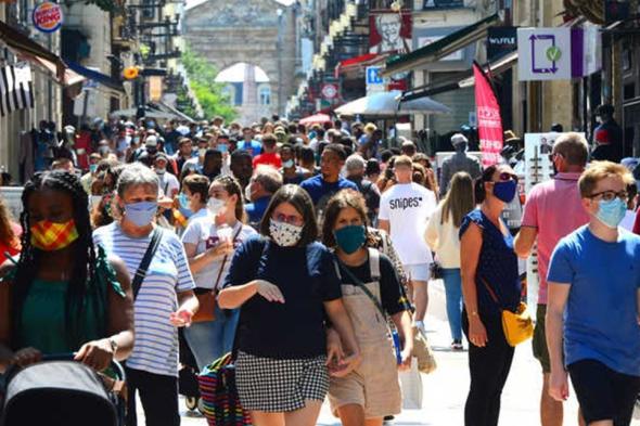 إجراءات جديدة استباقاً لـ "الموجة الثانية"… والكمامات في كل مكان!
#lebanon24
  via @Lebanon24
