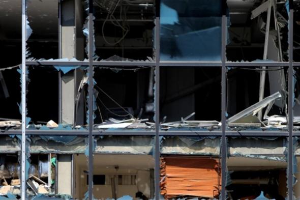 211 مصنعاً تضرر نتيجة 4 آب.. إليكم التفاصيل #لبنان 
#lebanon24    via @Lebanon24
