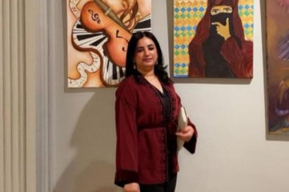 سارة مفتوح.. حين يتحوَّل اللون إلى نبضٍ من الضوء والحياة